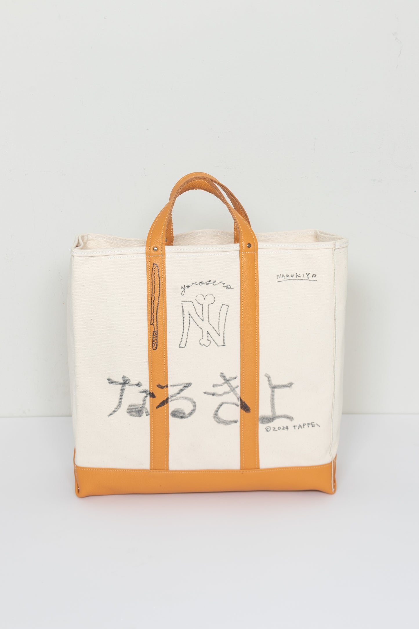 CANVAS BAG with LEATHER PAINTING